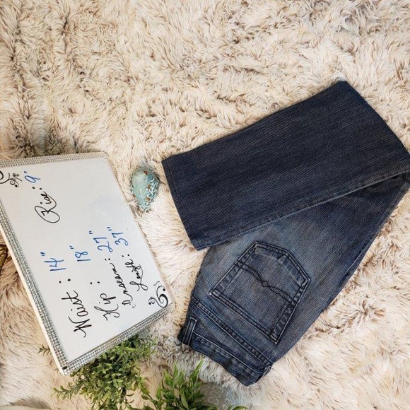 Lucky Brands Jeans - Picture 3 of 8